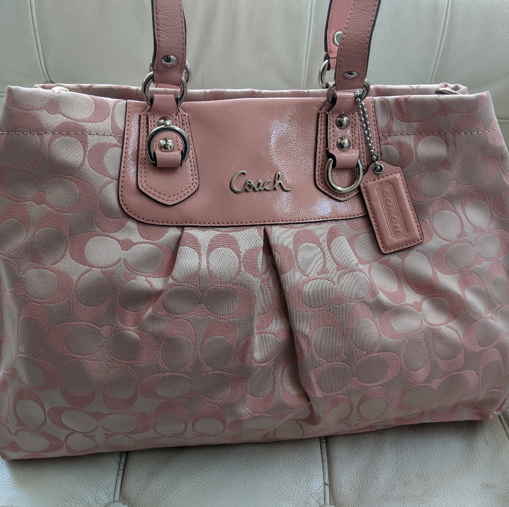 Coach handbag/ shoulder bag